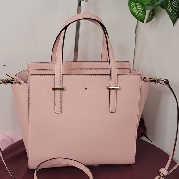 Kate Spade Purse - Picture 9 of 9